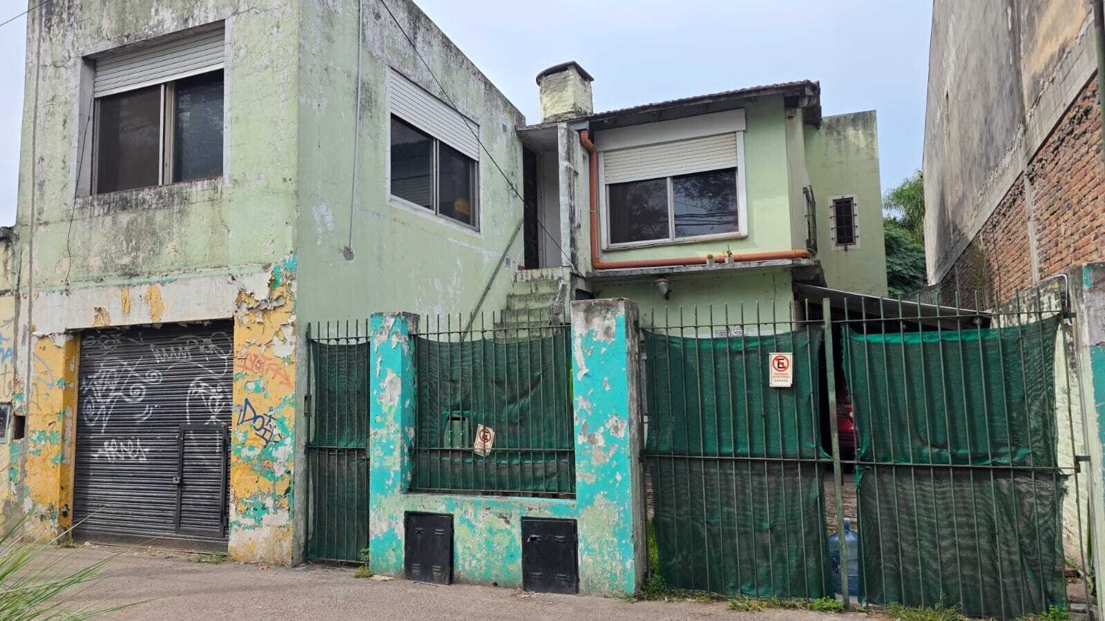LOTE/casa con mejoras sobre RUTA 27 1700