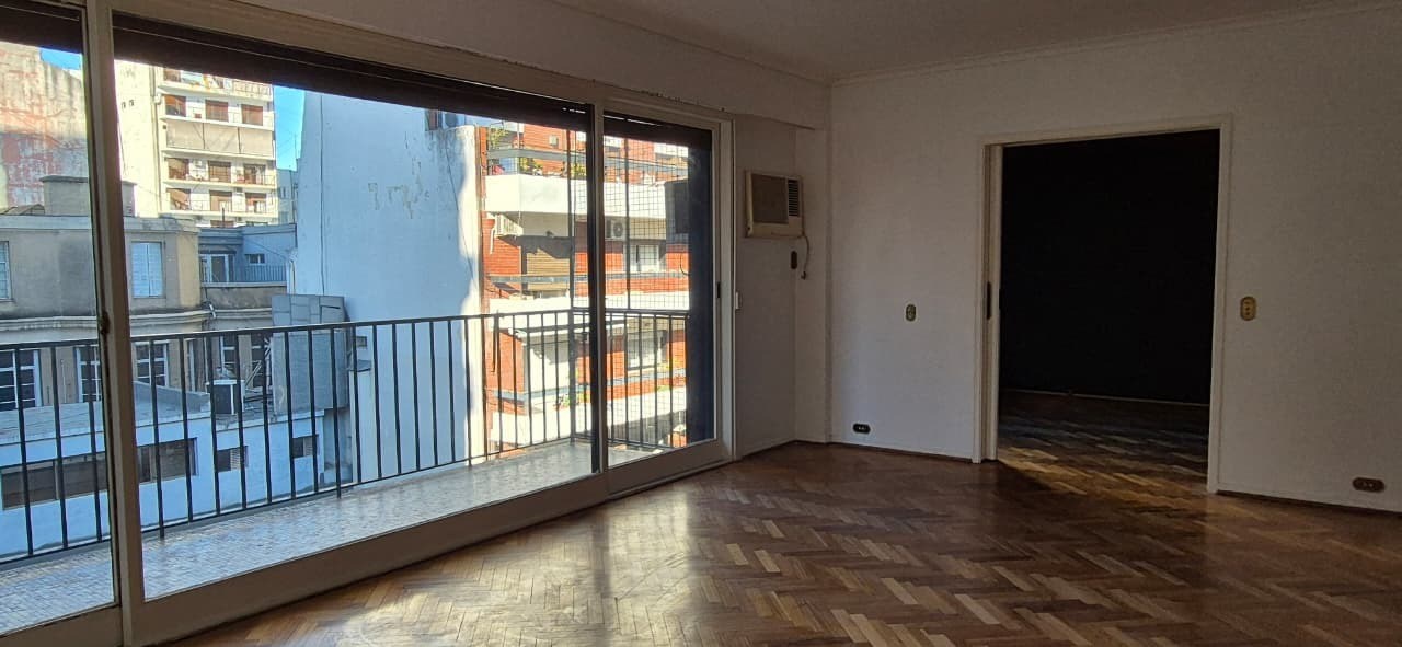 Arenales 900