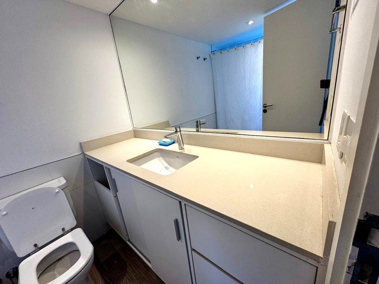BAÑO JUNIOR SUITE 2