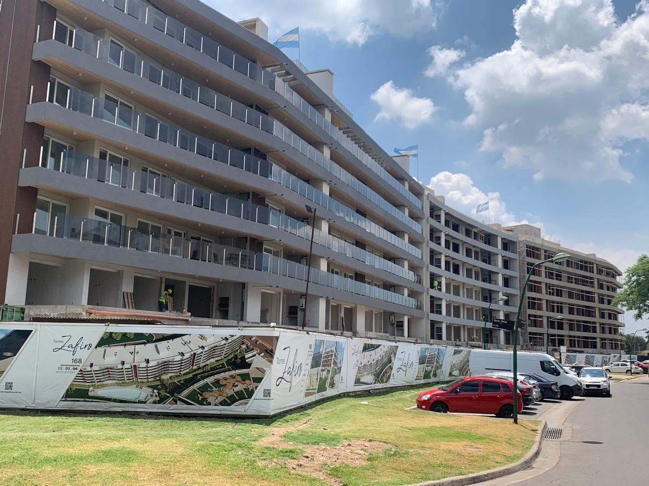 ZAFIRO - Boulevard Chico y Calle del Portal - Nordelta