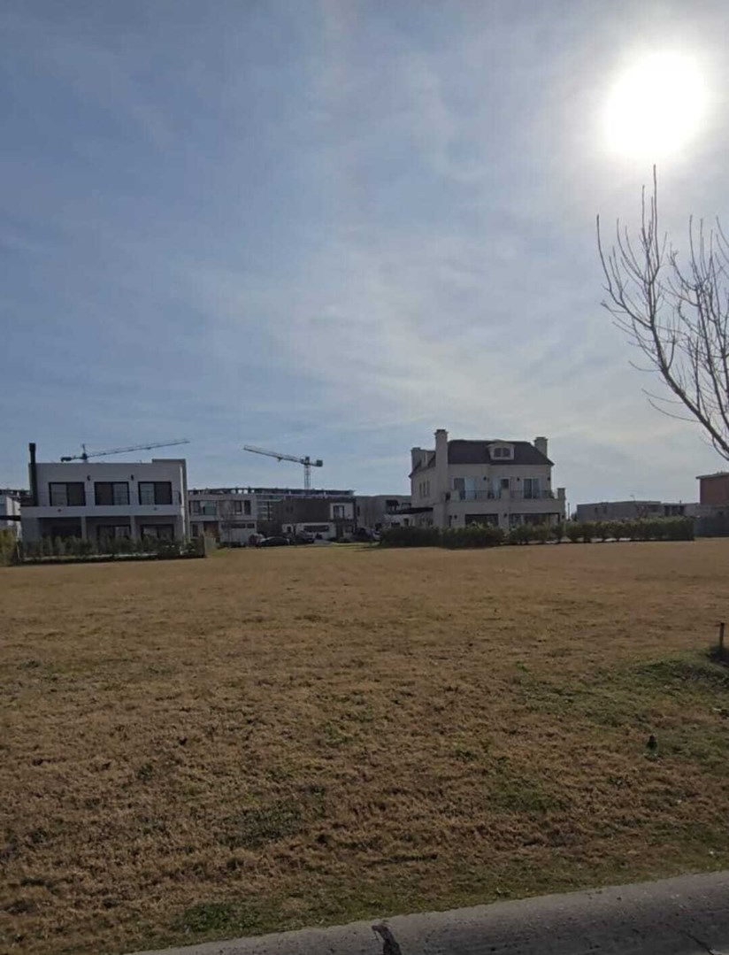 Barrio Carpinchos lote 100