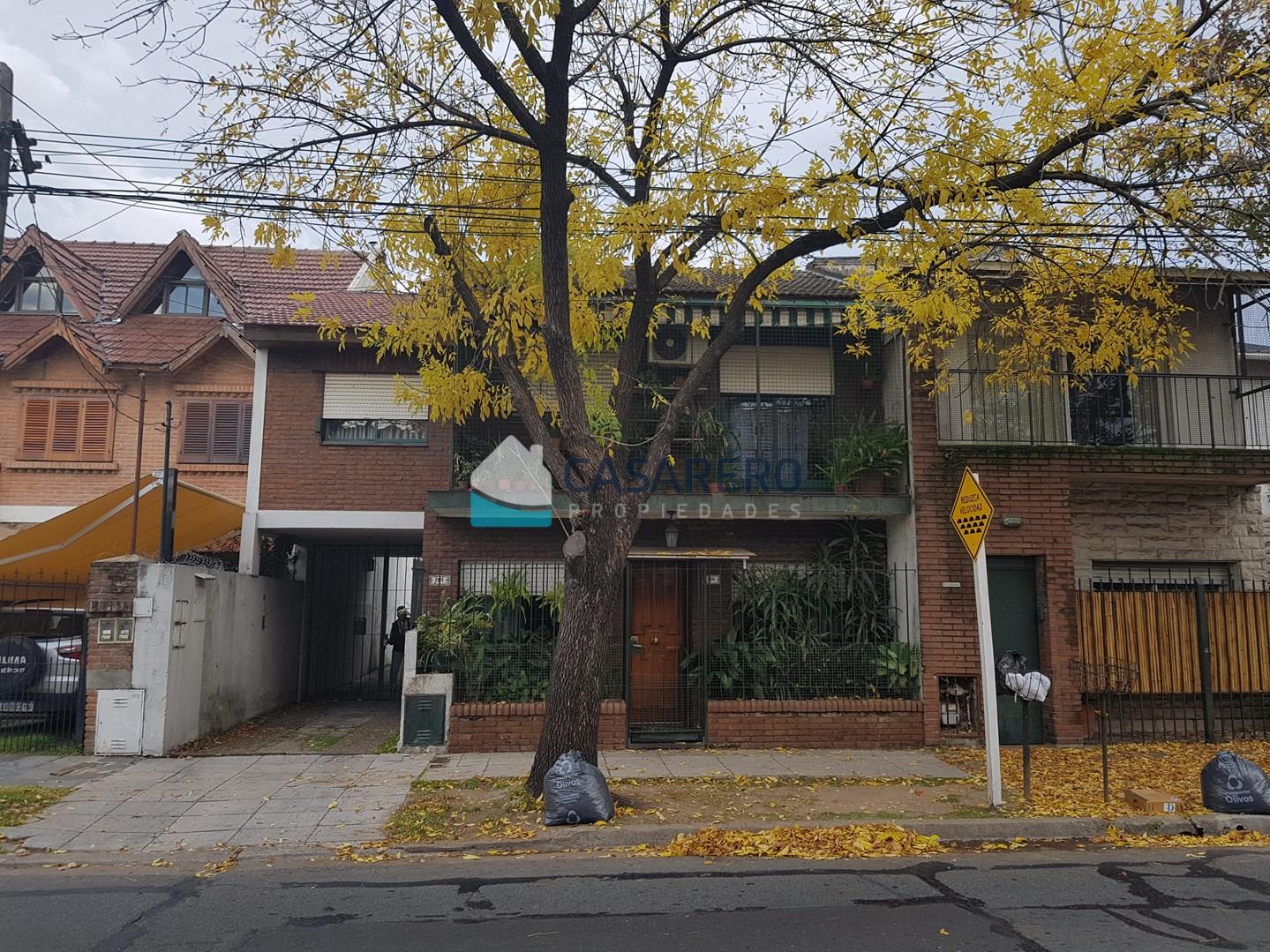 Domingo Acasusso 2300