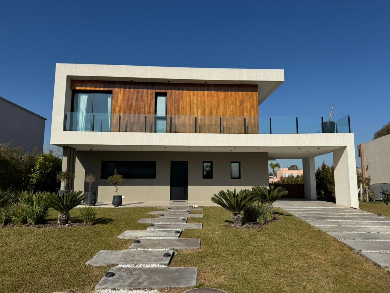 Los Robles - Terralagos Barrio Plaza 5900