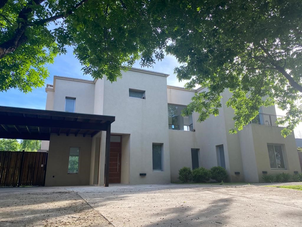 CASA EN VENTA  SANTA CATALINA - VILLANUEVA (CB) 600