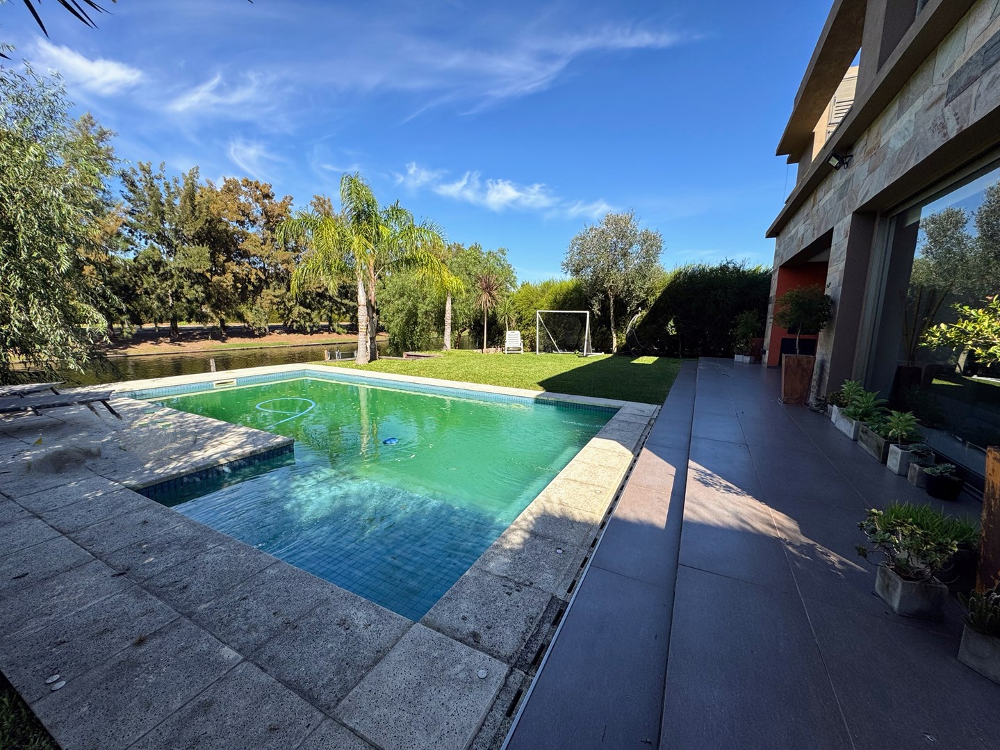 Av. de Los Lagos 5500