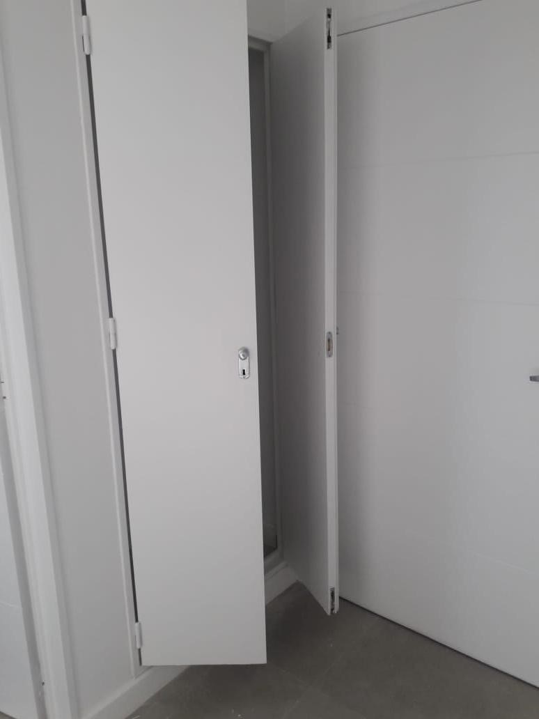 1743396889.jpg