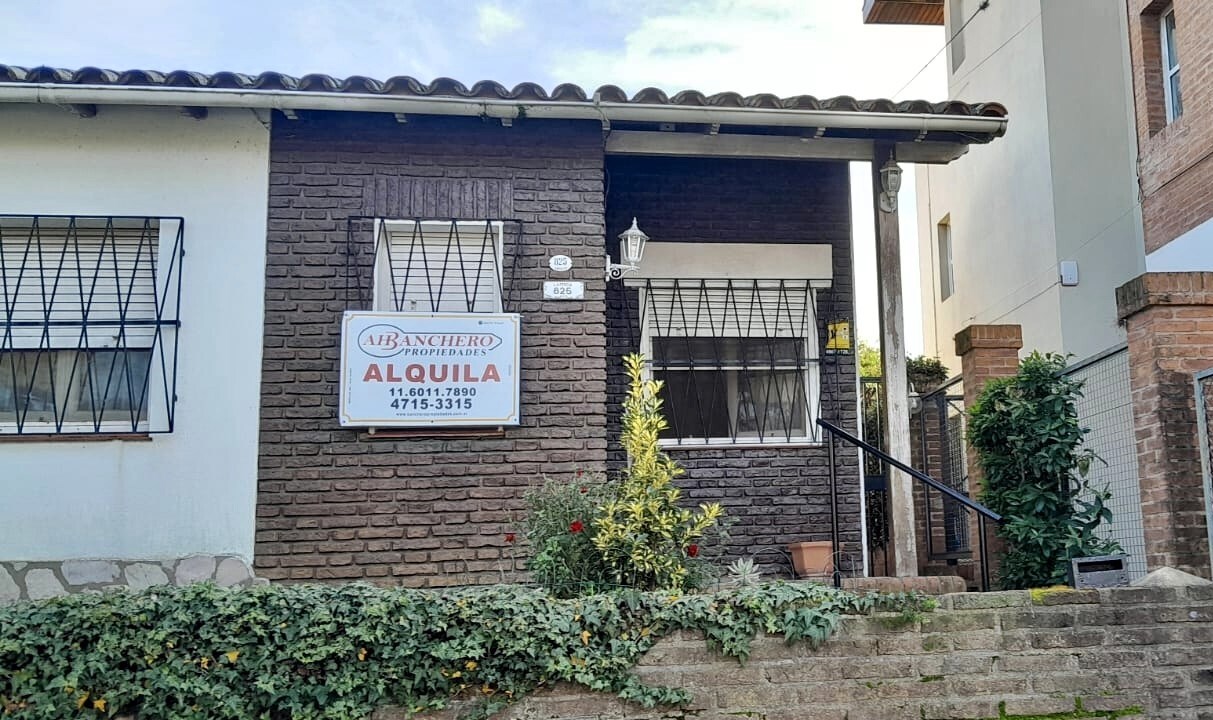 Laprida 800