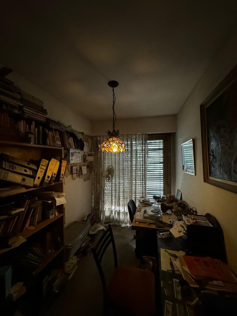 1907253992.jpg