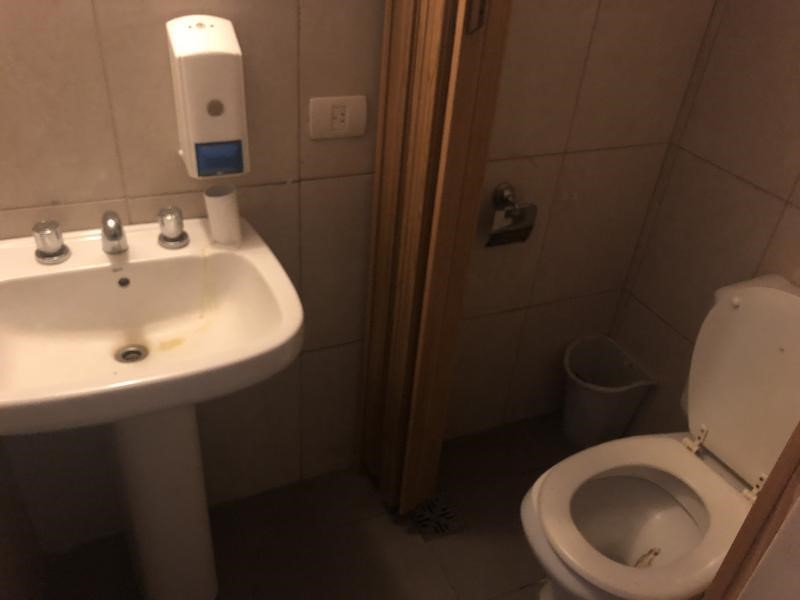 1896349674.jpg
