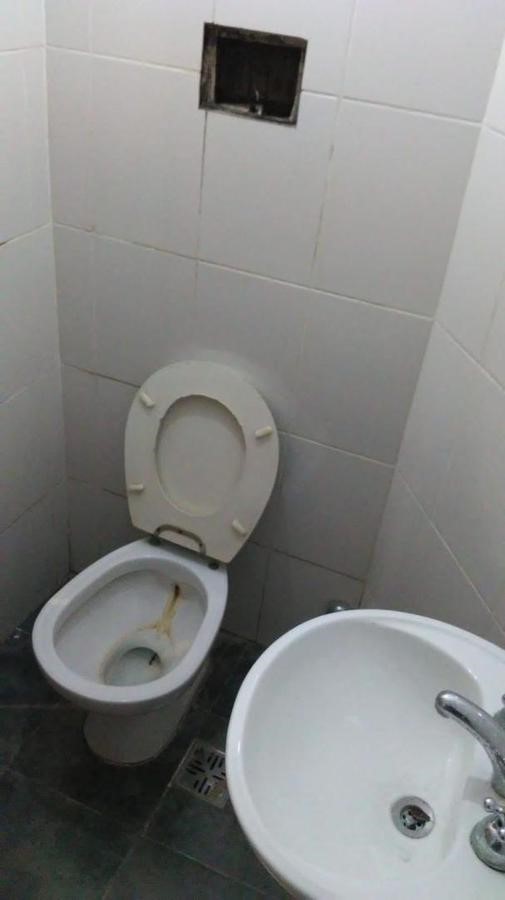 1896345065.jpg