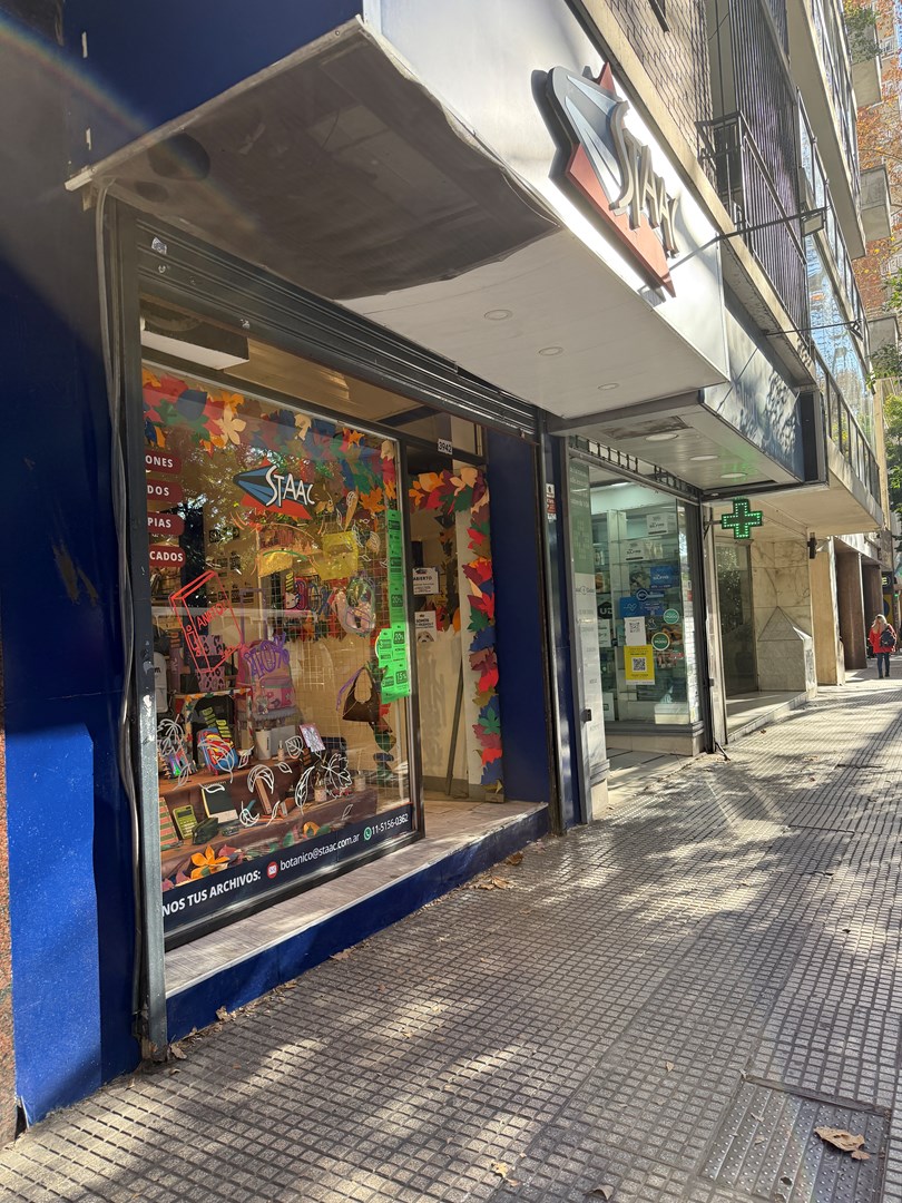 Santa Fe Av. 3900