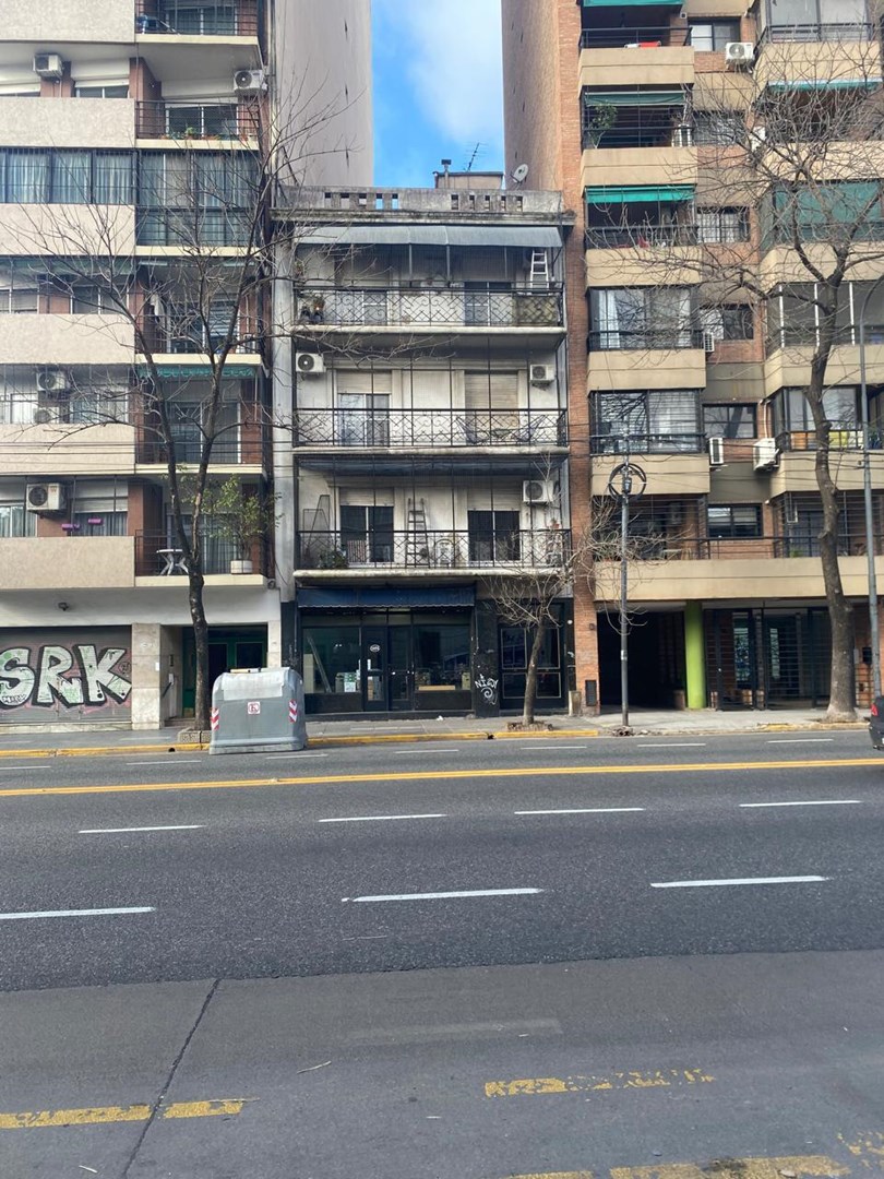 Av.  Jujuy, Depto Dos ambientes 1000