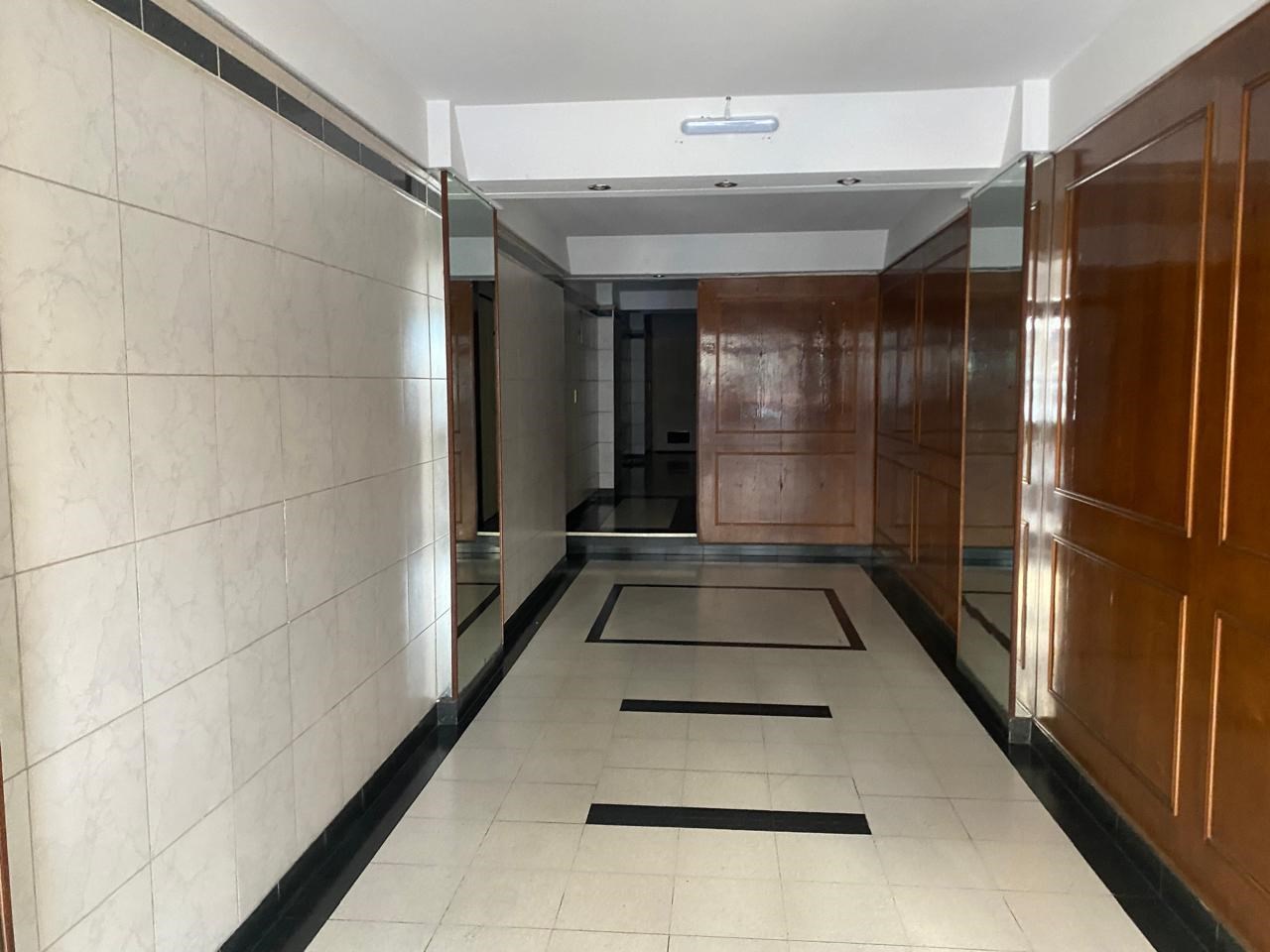 Departamento Tres ambientes  en  Av.  San Juan 3300