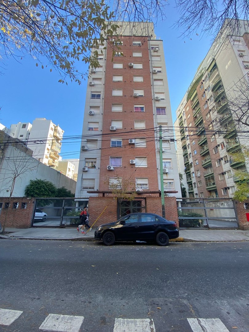 Dean Funes 1100
