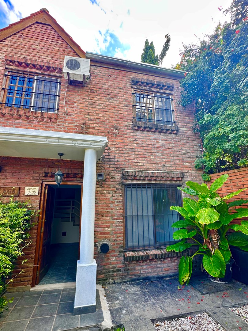 Ernesto de las Carreras 2300