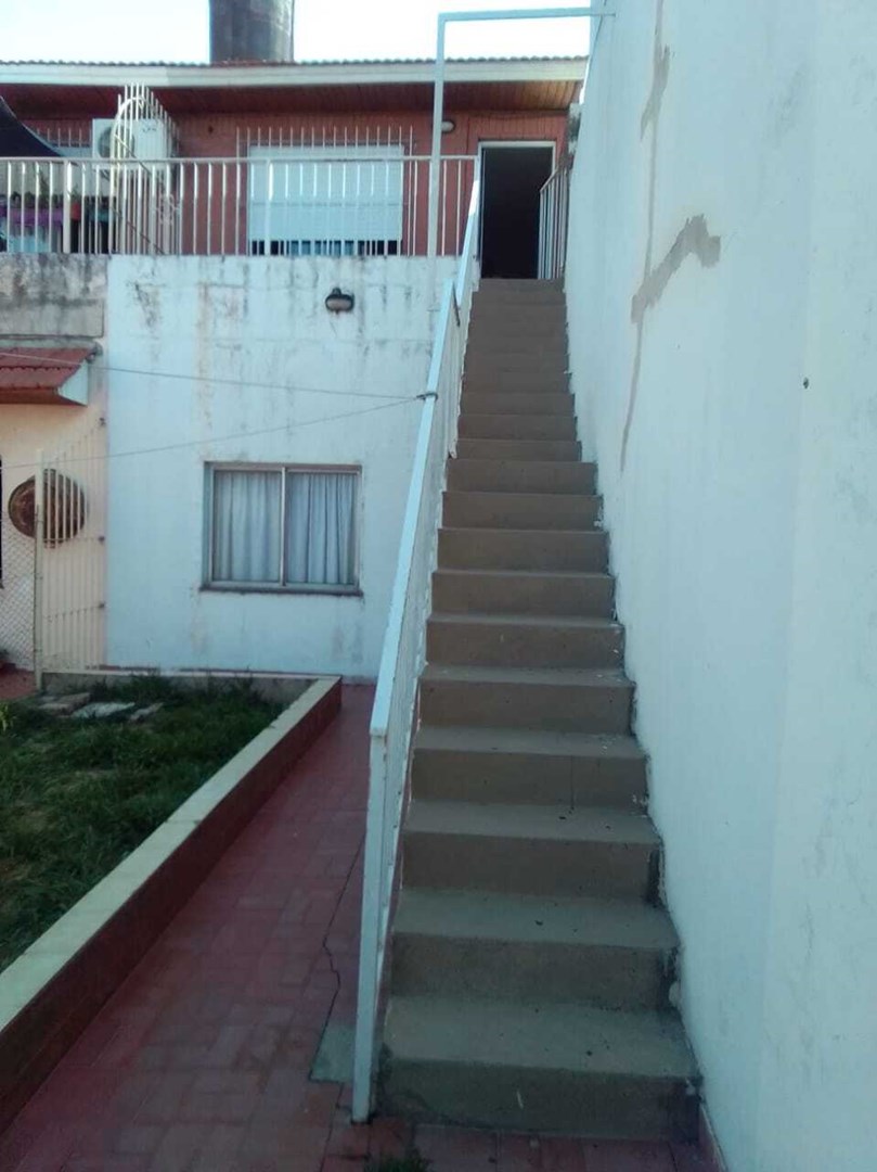 escalera a patio