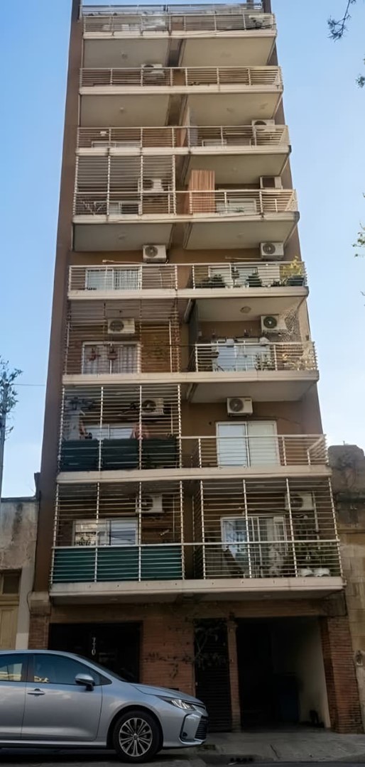 Granaderos 700