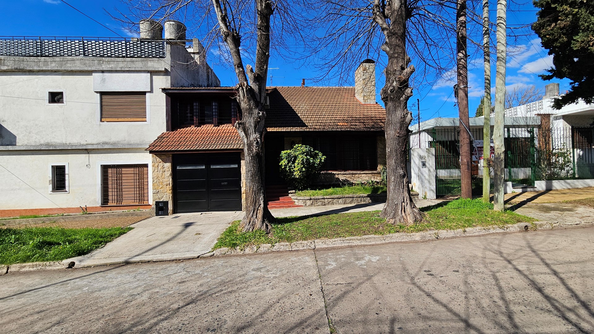 Juan B Justo 300