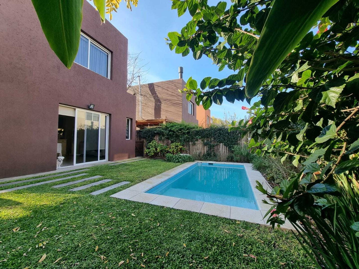 California Village Barrio Privado