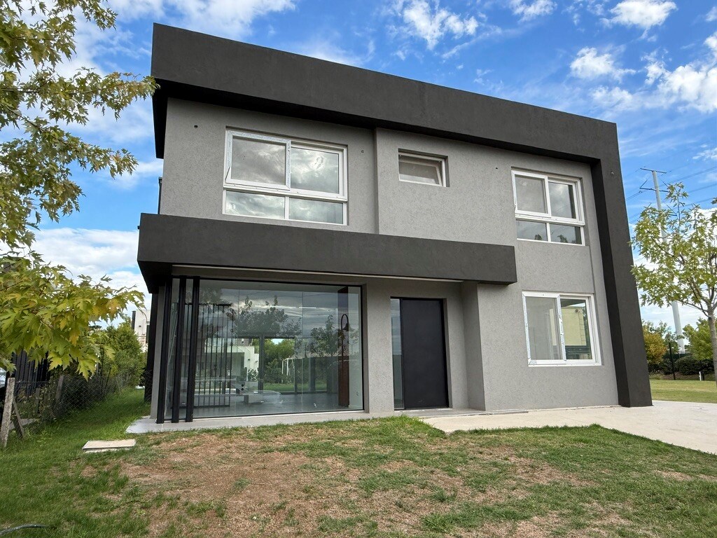 Tipas, Nordelta 3800