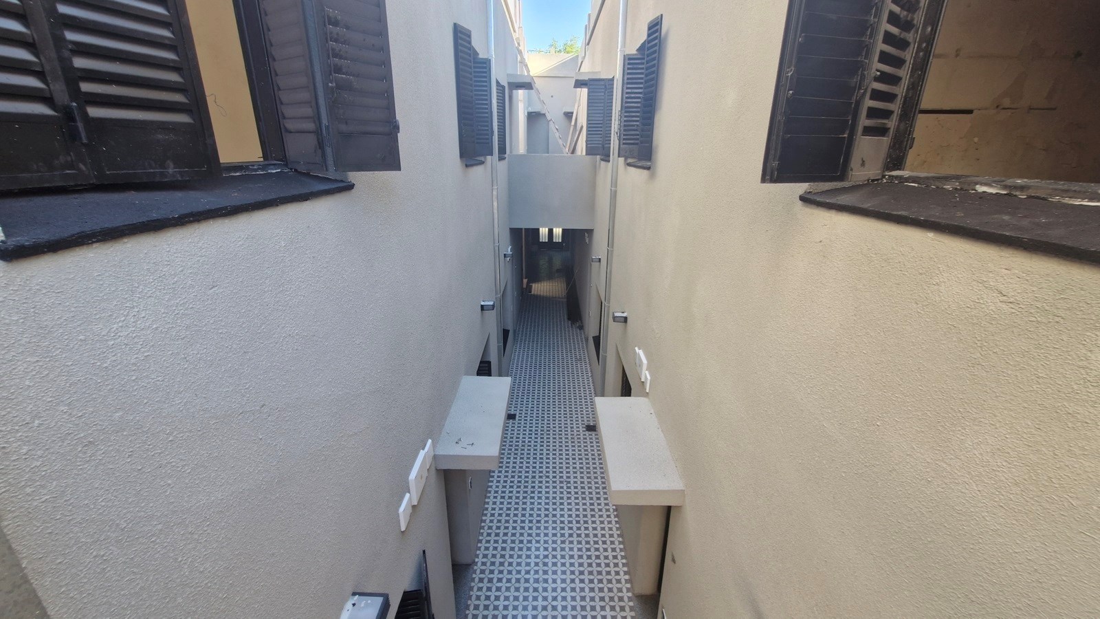 Lujan 2200