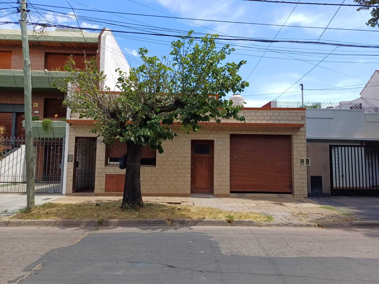 Avellaneda 2400