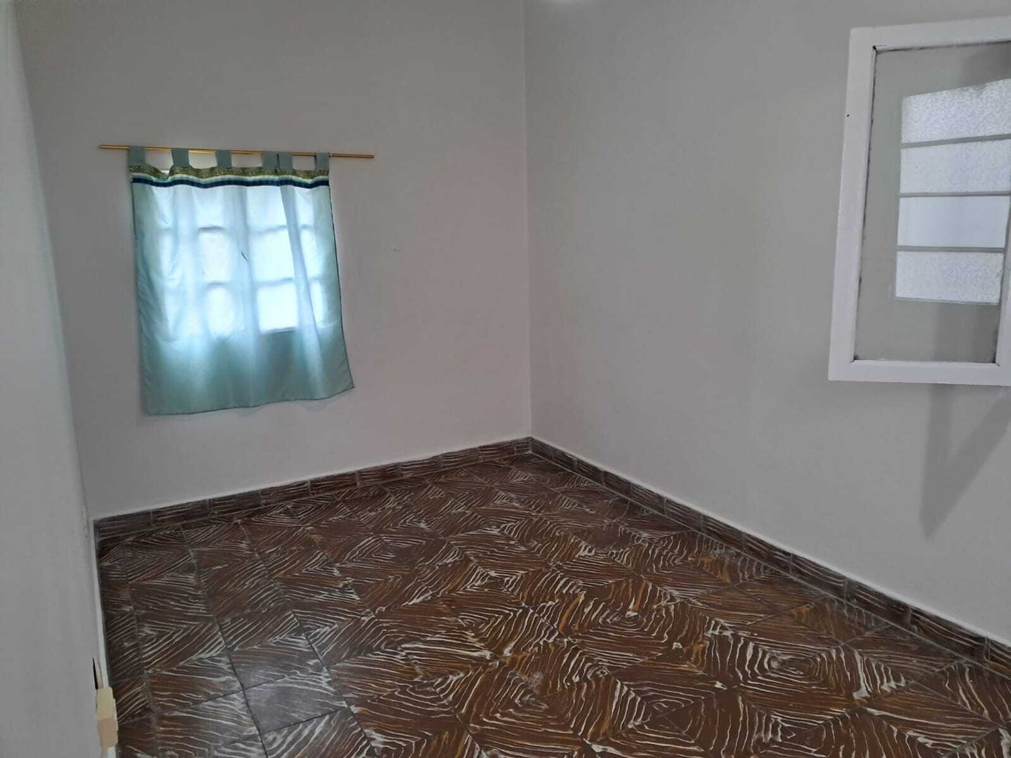Moreno 5400
