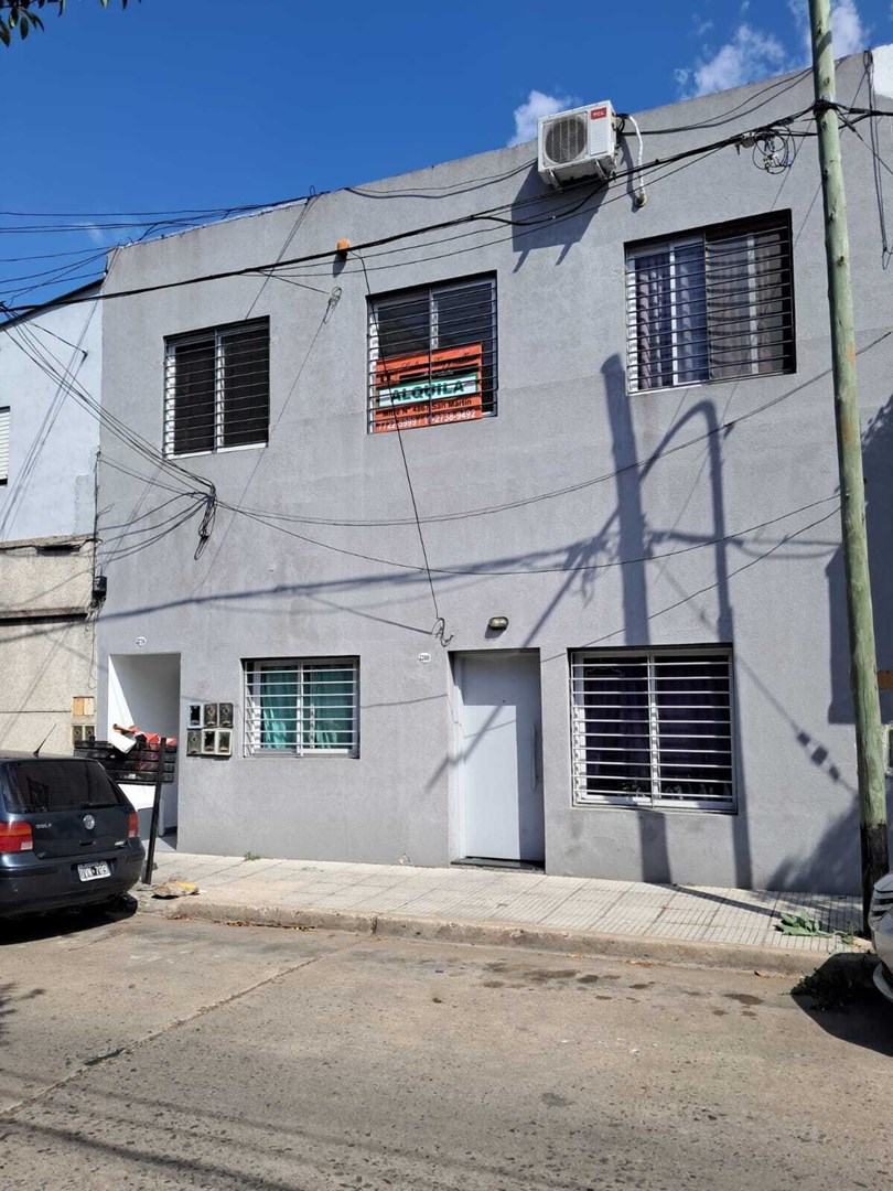 Baeza de Coirini, C. 3700