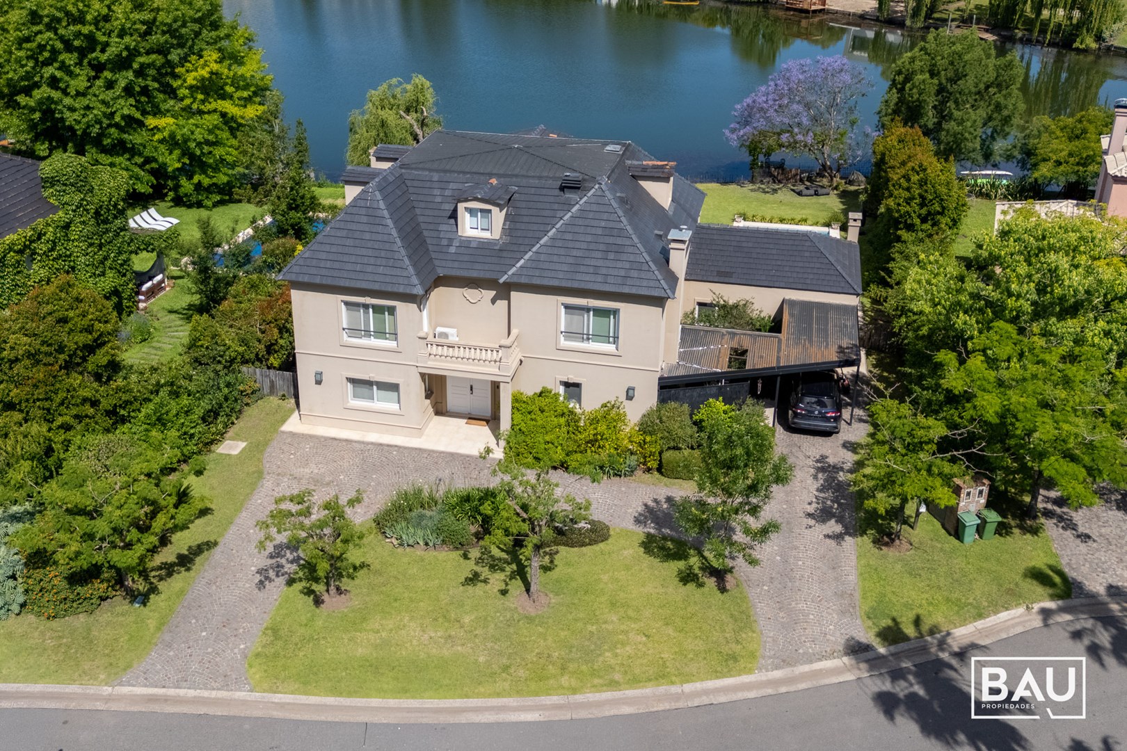 Av. de Los Lagos 5800