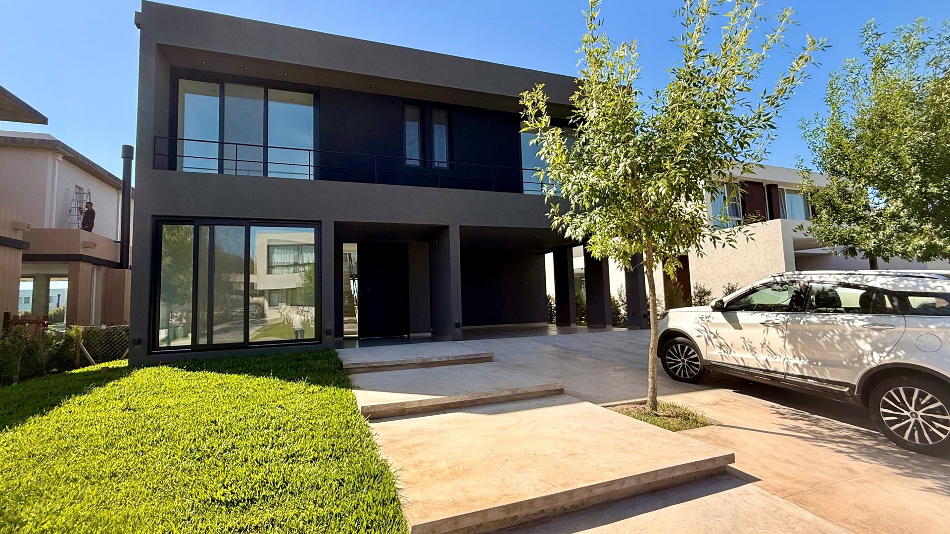 Av. de la Cultura 100