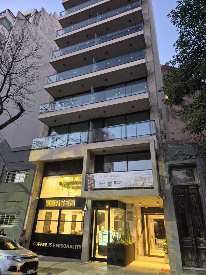 Juncal 2400