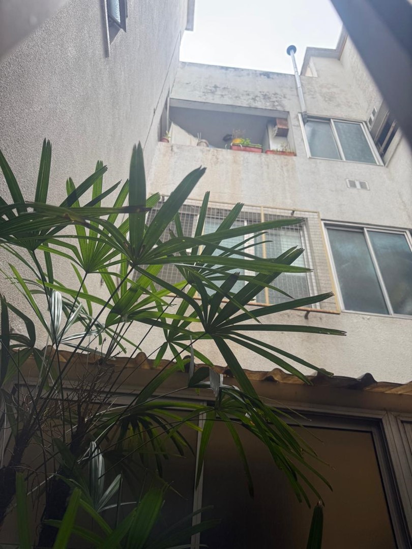 Hipolito  Yrigoyen 900, Piso 2