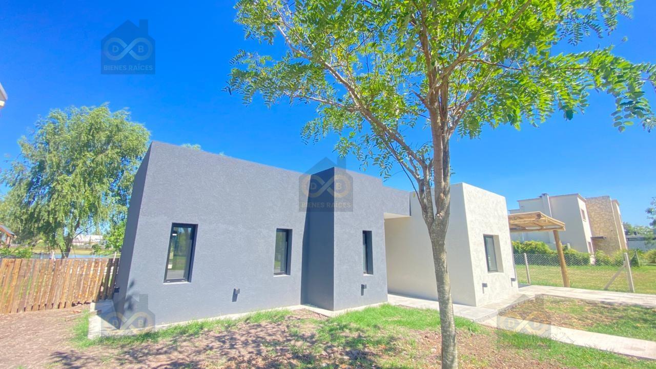 Santa Emilia, Pilar del Este, Pilar