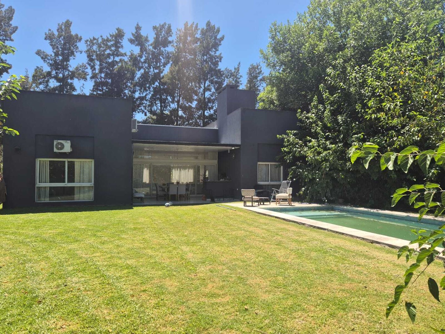 Venta Caas 3 dormitorios Barrio Cerrado El Lucero      APTA CREDITO