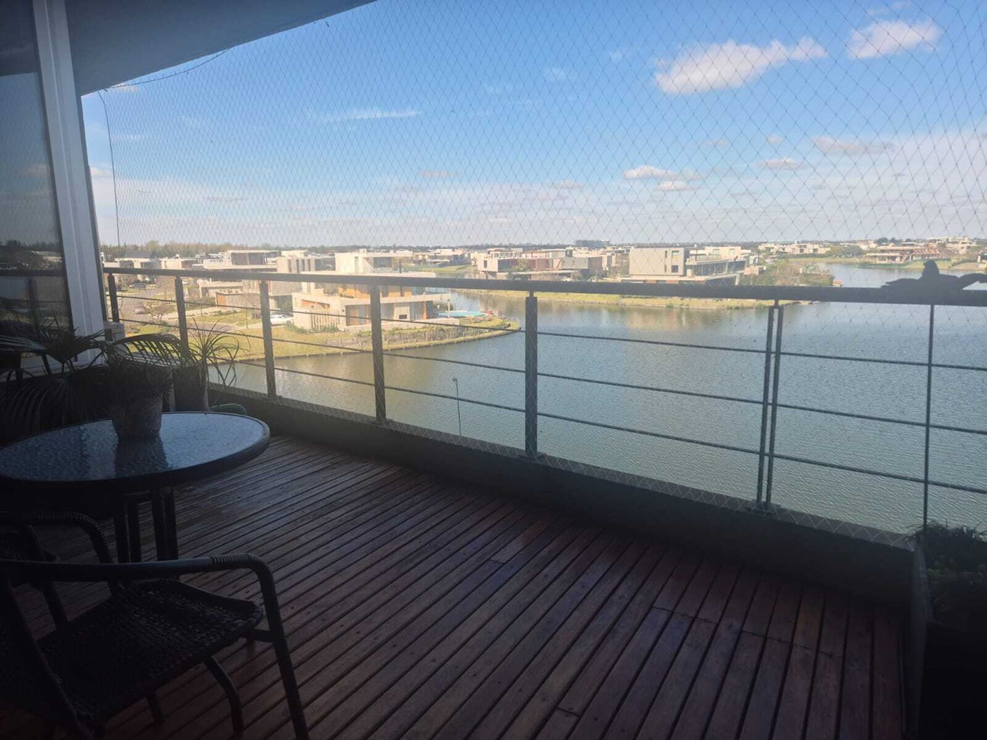 Venta Departamento 2 amb con vista a Laguna.---- Isla del Golf----- La Mansa