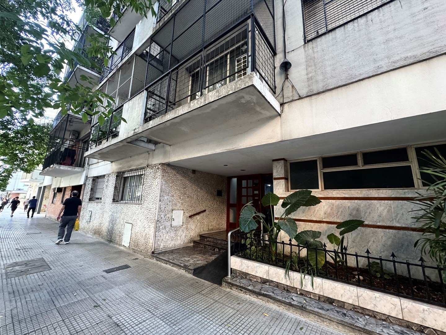 Blanco Encalada 4700