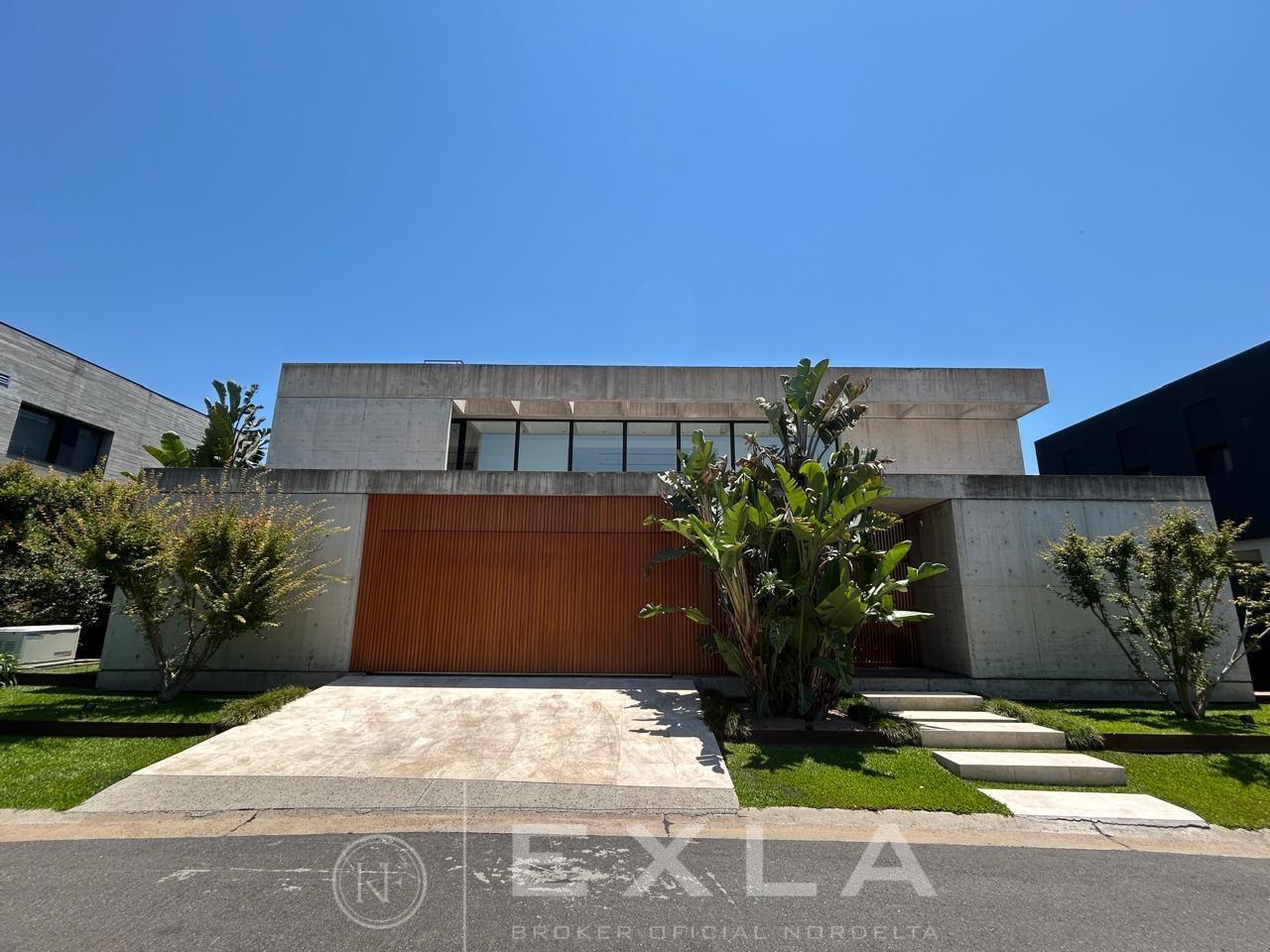 Urbana Las Lomas - Int. Neyer y Sucre  1° 0