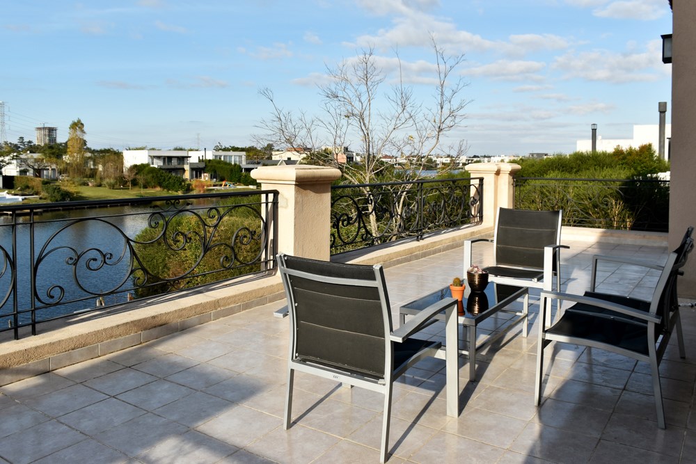 Terraza al lago