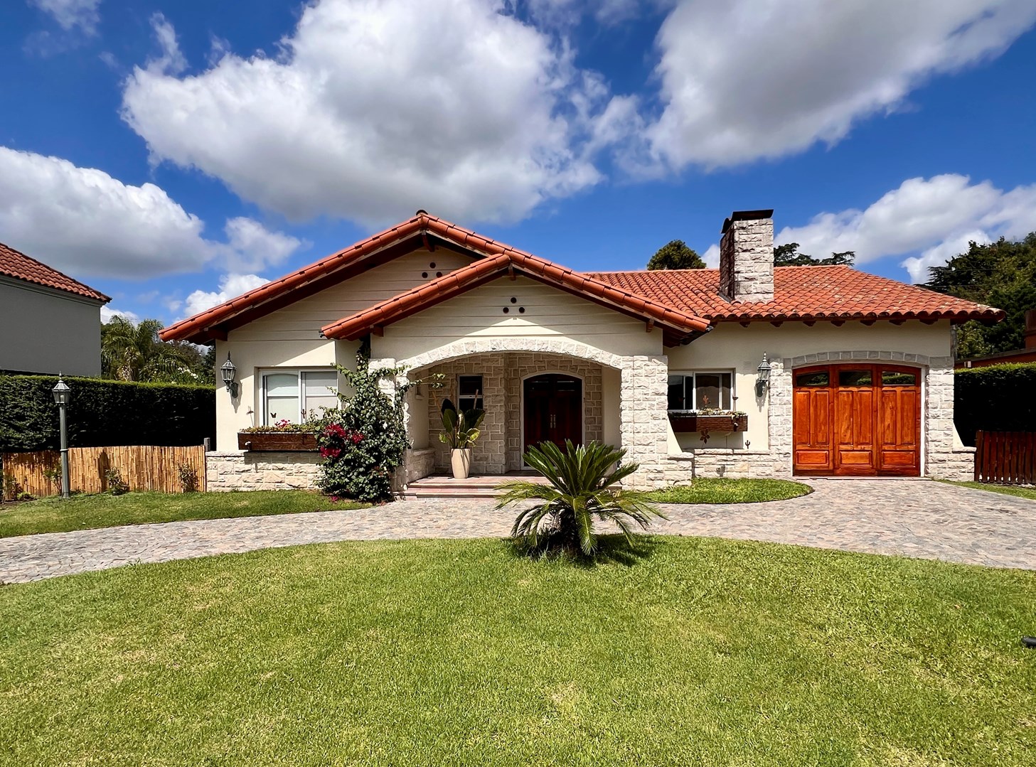 Casa en Venta La Barra Village Escobar
