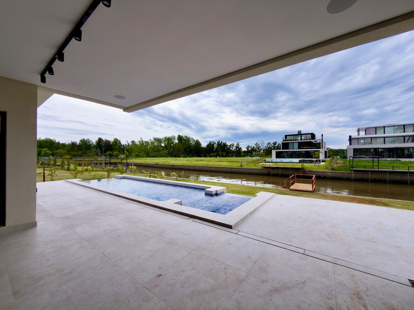 El Yacht , Nordelta 0