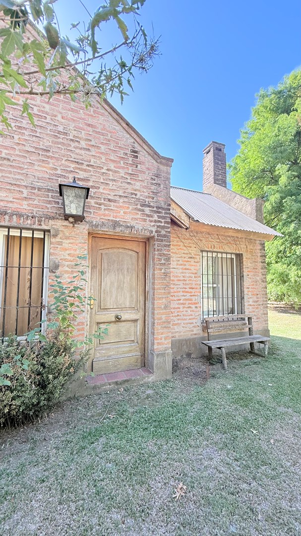 Florencio Sanchez, El Cazador Escobar 0