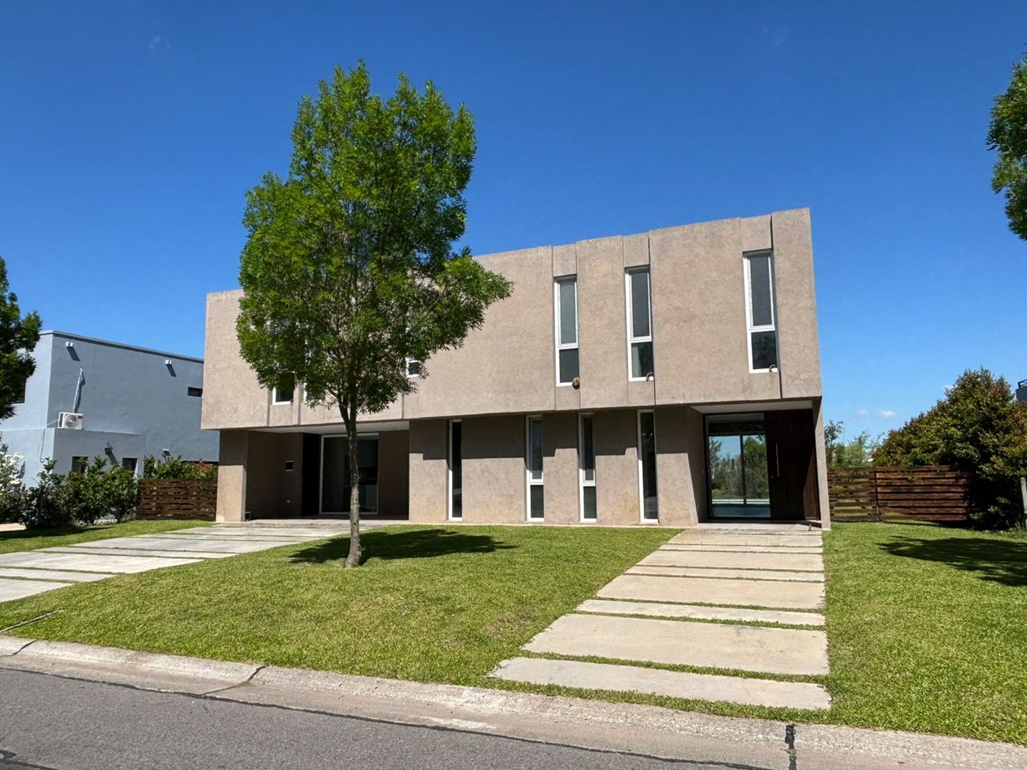 Muelles, Puertos del Lago, Escobar.