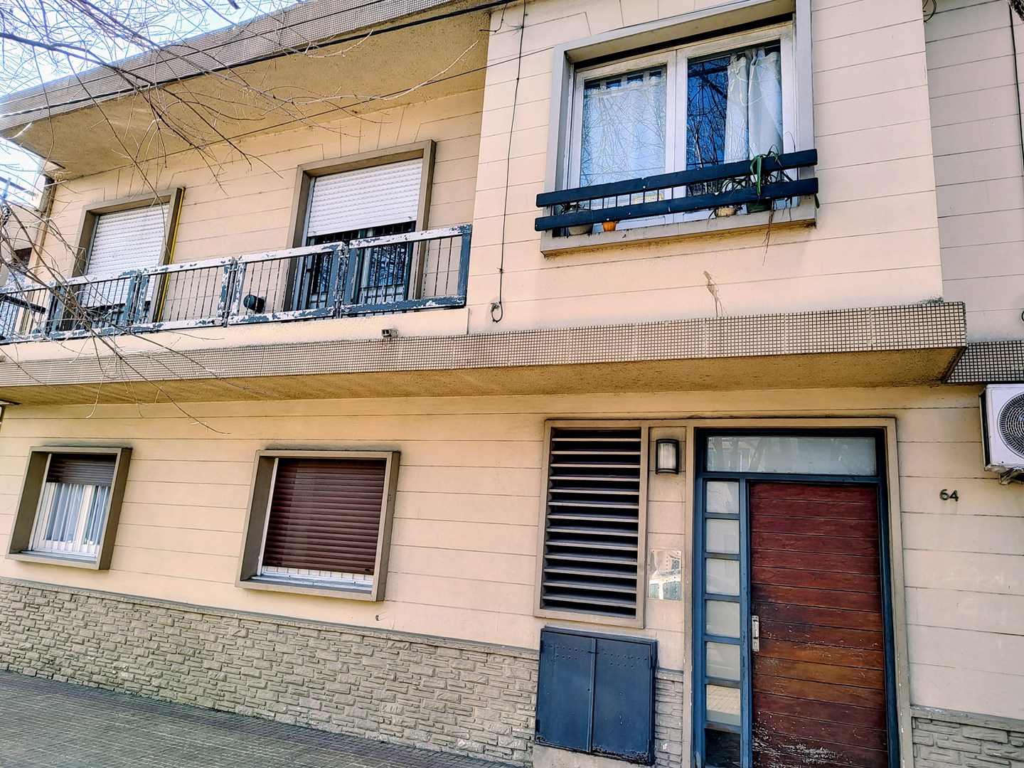 calle 2 entre 33 y 34 0