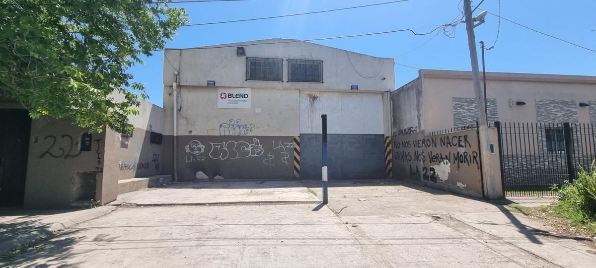 116 e/ 520 y 521 1100