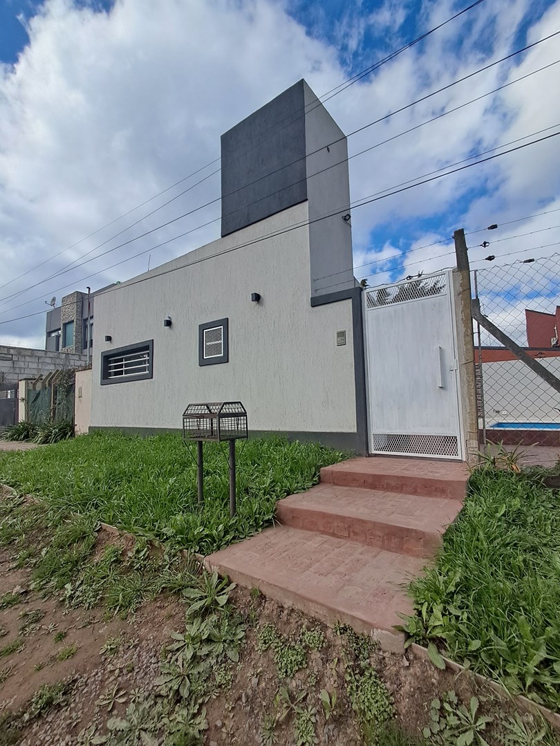 Calle 8 y 650