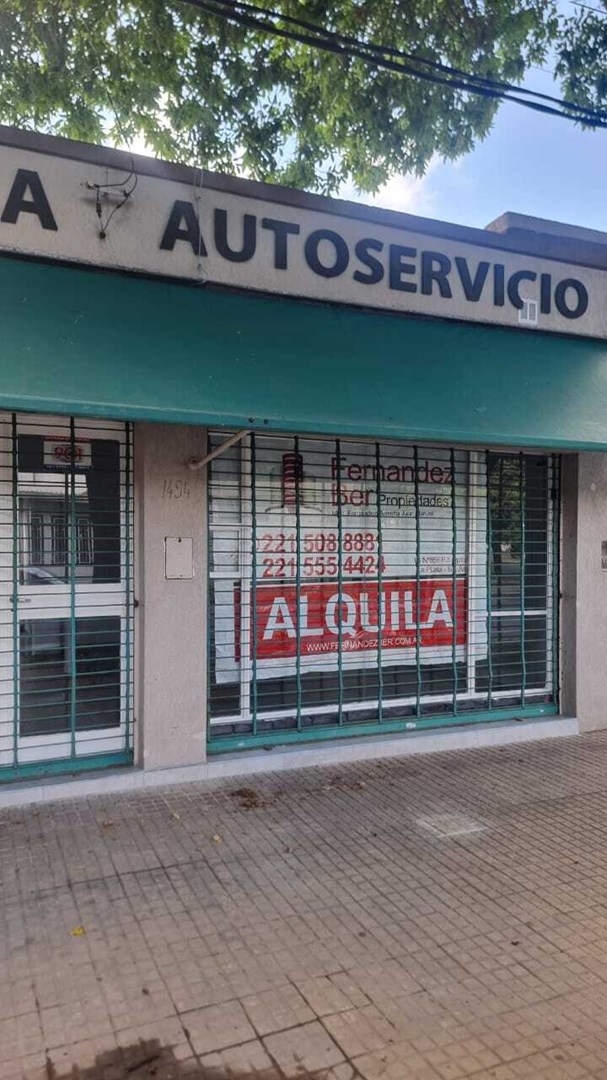 Calle 64 e/ 24 y 25 1400