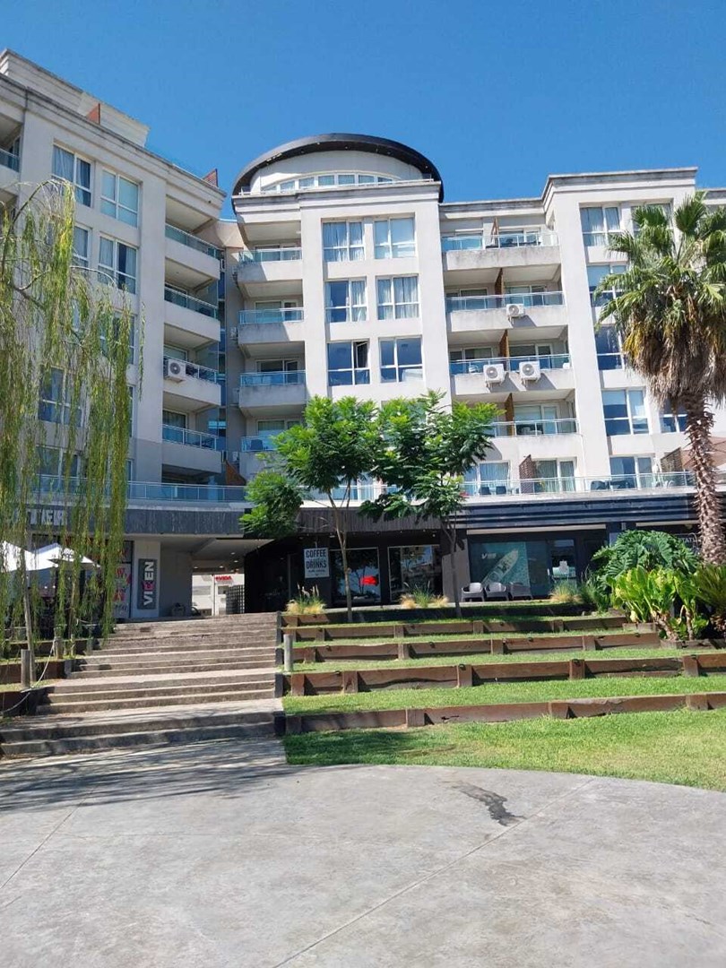 Condominios de la Bahia 500