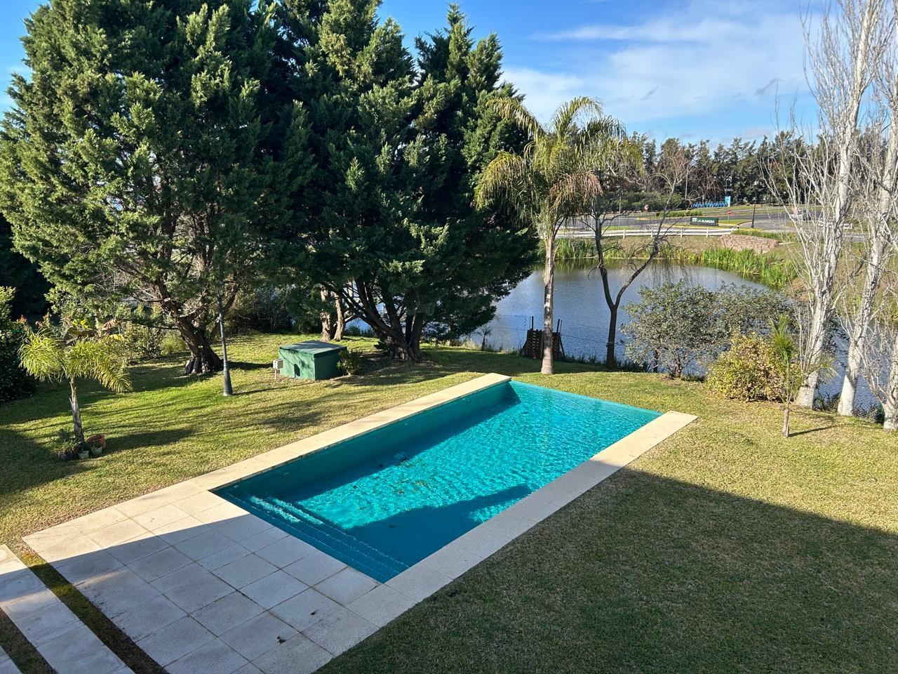La Alameda