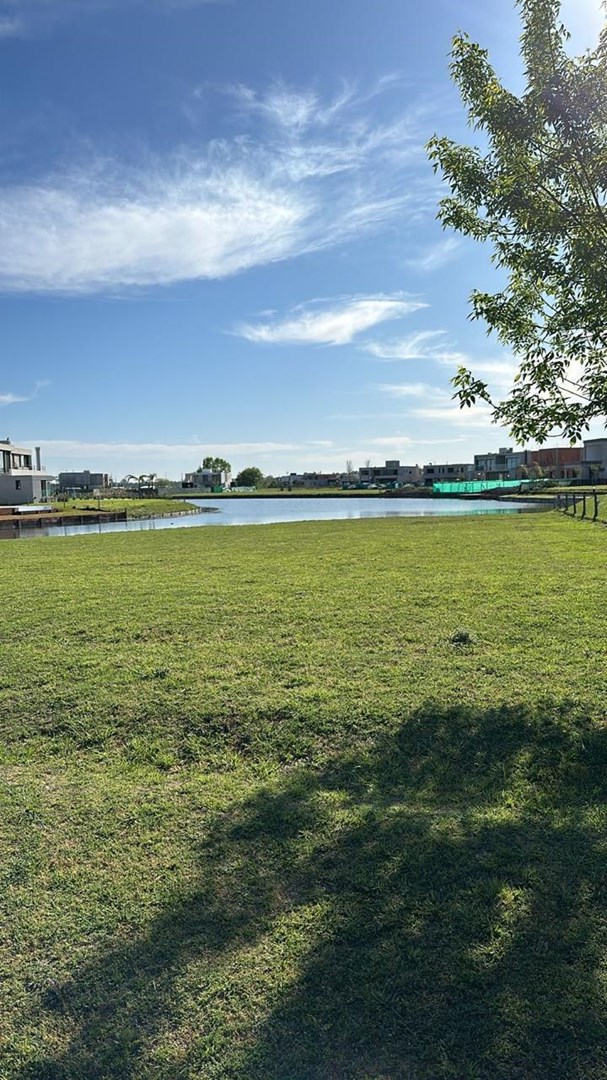 Terralagos Barrio Laguna