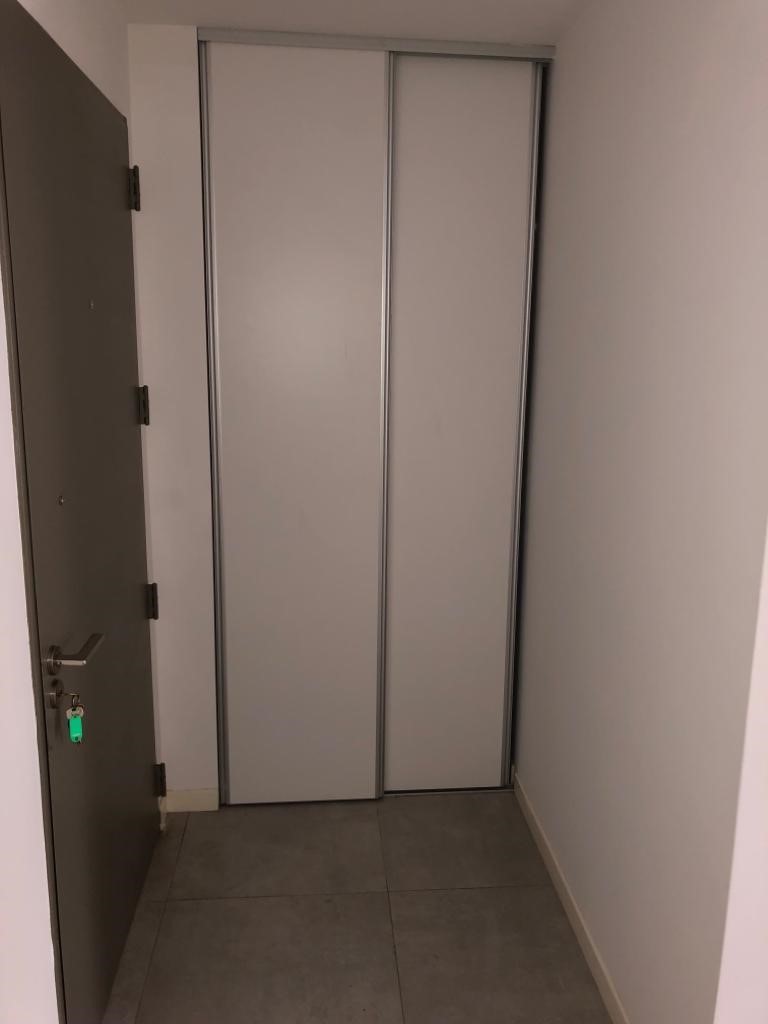 1799963381.jpg